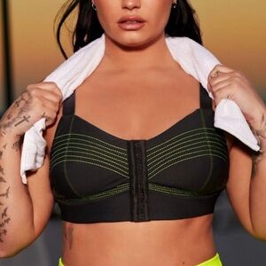 Fabletics Ines Low Impact Sports Bra